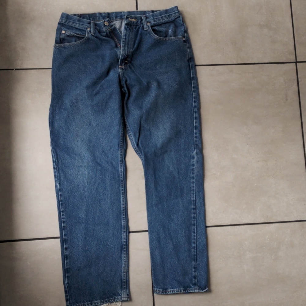 Wrangler Jeans - Picture 1 of 5